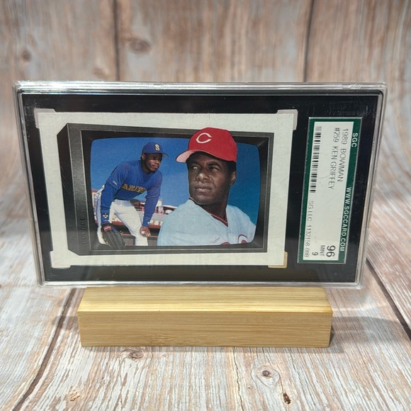 1989 Bowman #259 Ken Griffey SGC Card 96 Mint 9 Baseball Card Item #ME555 - Picture 1 of 3